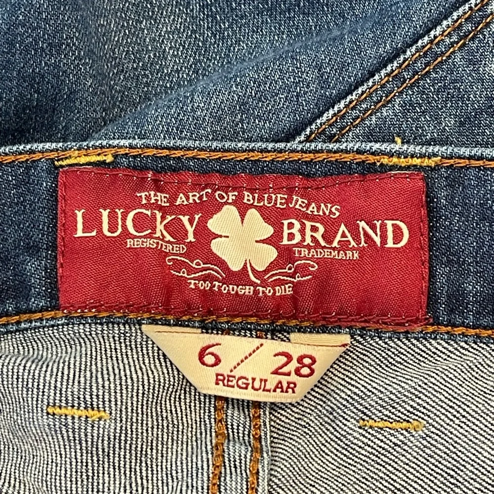 LUCKY BRAND Sofia Boot Woman’s Mid Rise Denim Jeans Size 6/28 Reg - Picture 7 of 10